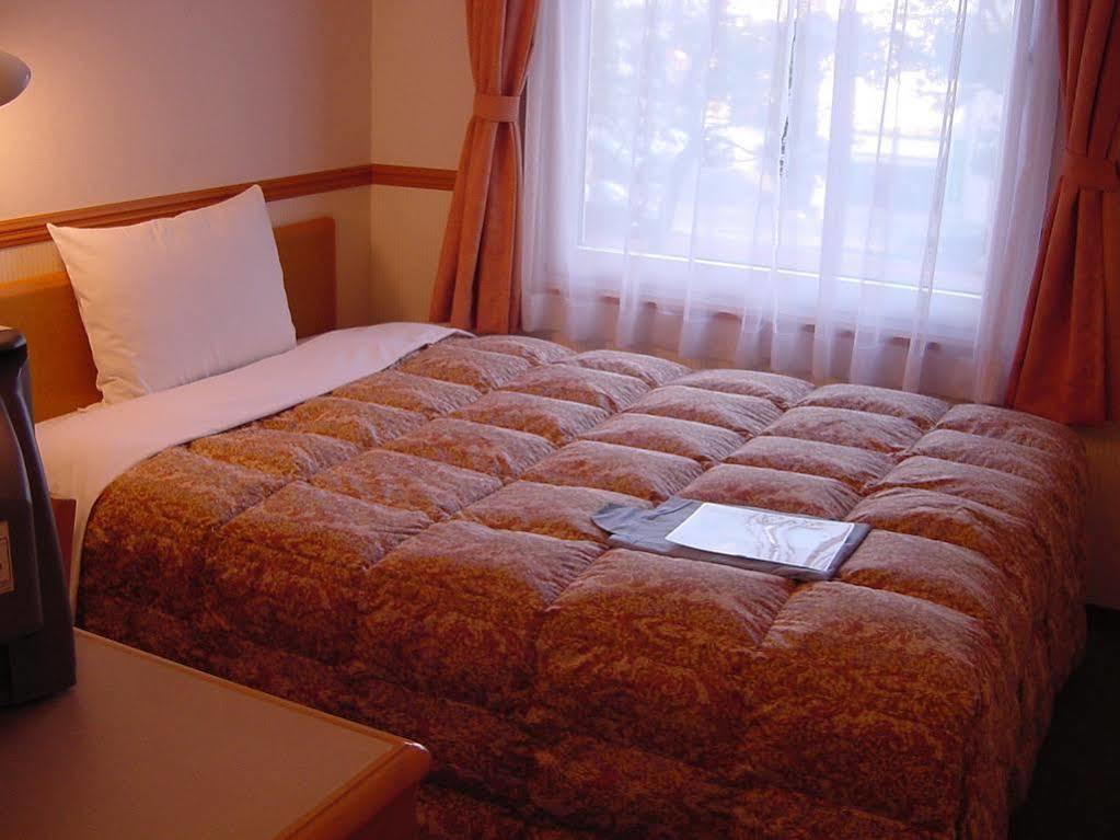 Toyoko Inn Takamatsu Hyogomachi Экстерьер фото