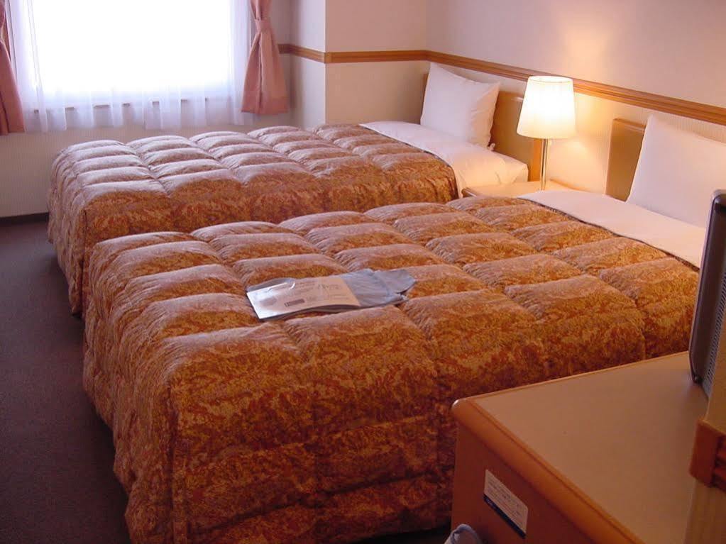 Toyoko Inn Takamatsu Hyogomachi Экстерьер фото