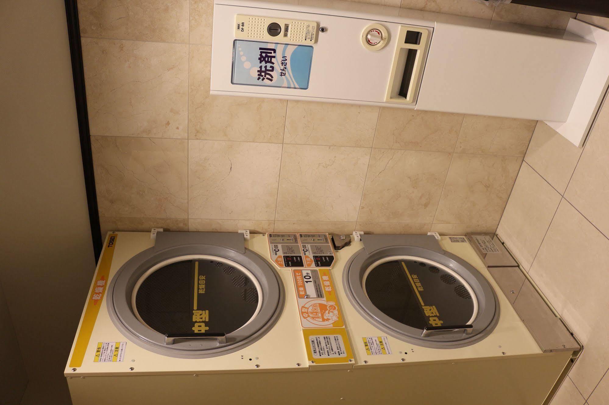 Toyoko Inn Takamatsu Hyogomachi Экстерьер фото