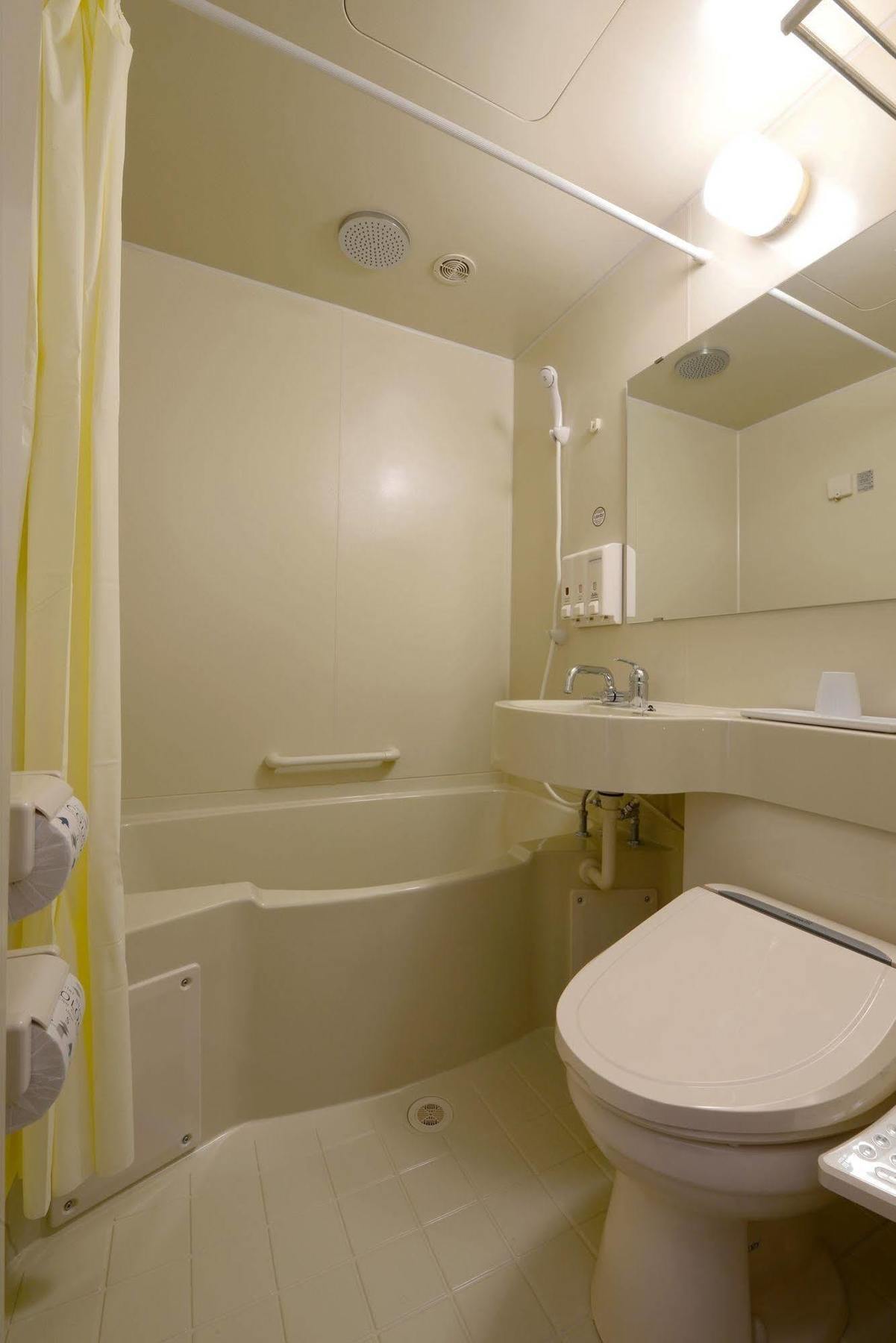 Toyoko Inn Takamatsu Hyogomachi Экстерьер фото